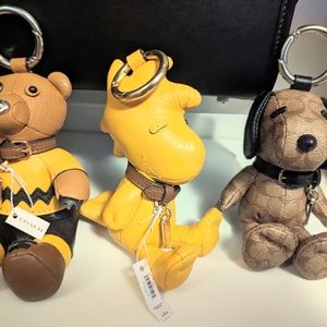 Coach Bears Peanut Set